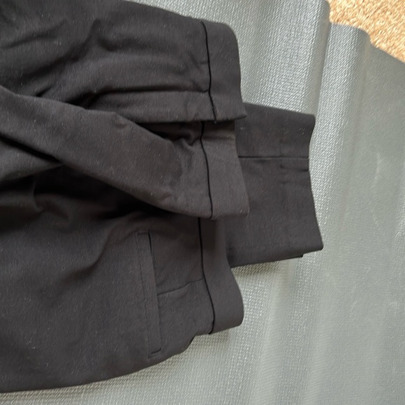 Banana Republic Premium Ponte Legging Work Pant Womens 8 Black Tapered Leg - Picture 2 of 5